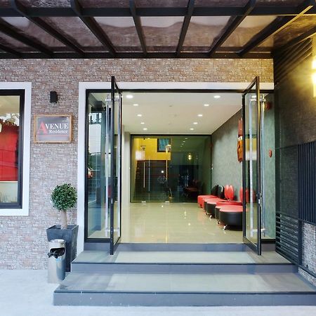 Avenue Residence Nakhon Si Thammarat Extérieur photo